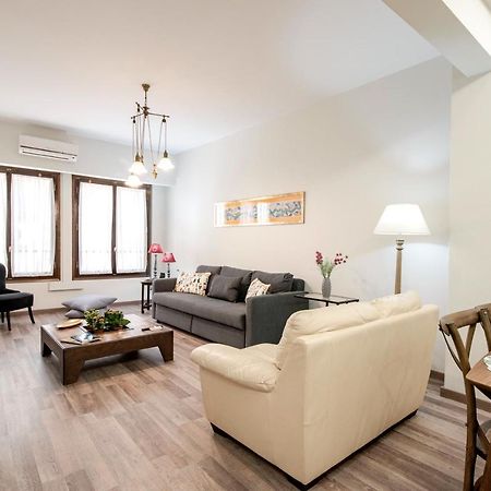 ¨Socrates¨ Traditional Apartment In The Center Of Athens Luaran gambar